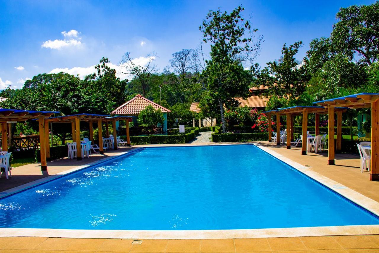 Rancho Guacamayos Hotel & Restaurantes Bonao Luaran gambar
