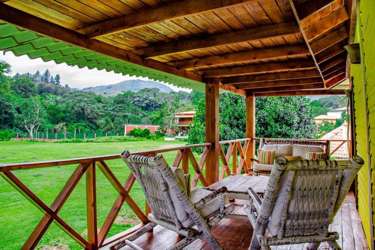 Rancho Guacamayos Hotel & Restaurantes Bonao Luaran gambar